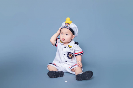 浚县宝宝几个月攒肚子